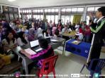 server-ppdb-online-gangguan-panitia-diserbu-orangtua-calon-siswa_20160622_235456.jpg