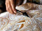 Mendikbudristek Mengaku Sedih Dengar Anak Muda Tak Ingin Teruskan Tradisi Batik