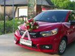 Pernikahan di Ponorogo Viral Karena Pengantin Pria Hadiahi Istrinya Mobil Honda Brio