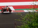 sesi-latihan-bebas-2-pebalap-motogp-mandalika_20220318_172812.jpg