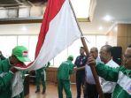 sesmenpora-gatot-s-dewa-broto-melepas-timnas-pelajar-u-16.jpg