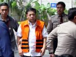 setya-novanto-diperika-kpk-kasus-pengadaan-ktp-elektronik_20171124_122221.jpg