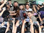 setya-novanto-diperiksa-kpk-saksi-kasus-e-ktp_20161214_151735.jpg