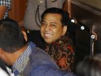 setya-novanto-jalani-sidang-eksepsi_20171220_141552.jpg