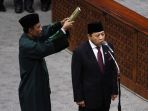 setya-novanto-kembali-dilantik-menjadi-ketua-dpr_20161130_210754.jpg