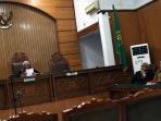 setya-novanto-menangi-praperadilan-terhadap-kpk_20170929_193253.jpg