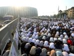 shalat-idul-fitri-di-jis_20220502_094841.jpg
