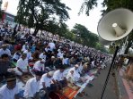 shalat-ied-di-makassar_20150718_211332.jpg