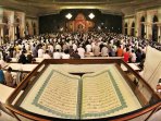 shalat-malam-beristigfar-dan-tadarus-al-quran_20150710_160224.jpg