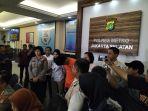 shane-teman-mario-dandy-dalam-konferensi-pers-di-polres-metro-jakarta-selatan.jpg
