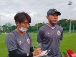 shin-tae-yong-saat-melatih-pemain-di-lapangan-c.jpg