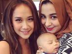 shireen-sungkar-jilbab-instagram_20141117_154057.jpg