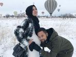 shireen-sungkar-saat-liburan-bareng-teuku-wisnu.jpg