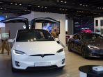showroom-tesla-di-malaysia.jpg