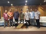 si-dengan-tema.jpg