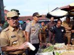 sidak-pasar-sumber-cirebon.jpg
