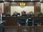 sidang-agenda-putusan-sela-minyak-goreng-nih3.jpg