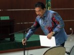 sidang-bonaran-situmeang_20150505_000654.jpg