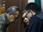 sidang-dakwaan-emirsyah-satar_20191230_182635.jpg