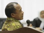 sidang-dakwaan-rusli-sibua-ditunda_20150810_225255.jpg