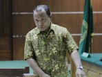 sidang-dakwaan-rusli-sibua-ditunda_20150810_225457.jpg