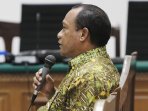 sidang-dakwaan-rusli-sibua-ditunda_20150810_225705.jpg