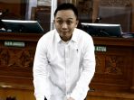 Ricky Rizal Berharap Vonis yang Adil untuk Dirinya, Istri, dan Anak-anaknya