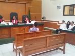 sidang-first-travel-nih13_20180409_135828.jpg