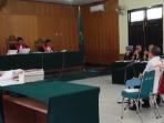 sidang-kasus-korupsi_20160909_143713.jpg