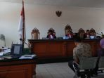 sidang-kasus-suap-bupati-bandung-barat_20180806_135650.jpg