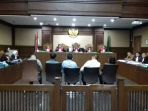 sidang-ktp-el-di-tipikor_20180807_120453.jpg