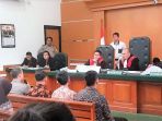 sidang-lanjutan-kasus-dugaan-penipuan-first-travel-dipengadilan-negeri-depok_20180326_155643.jpg