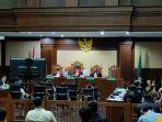 sidang-lobster-mantan-menteri-kkp-nih3.jpg