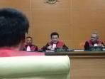 sidang-mucikari_20151026_200232.jpg