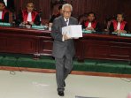 sidang-oc-kaligis-kembali-ditunda_20150827_152559.jpg