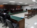sidang-oc-kaligis-urung-dilaksanakan_20150820_211941.jpg