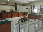 sidang-pembunuh-driver-taksi-online_20180227_153821.jpg