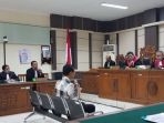 sidang-wakil-direktur-rsud-kardinah-kota-tegal-cahyo-supardi_20171116_090511.jpg