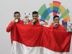 silat-beregu-putra-raih-emas_20180827_165631.jpg