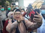 simpatisan-rizieq-shihab-di-depan-pn-h.jpg