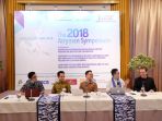 simposium_20180628_223149.jpg