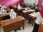 simulasi-pembelajaran-tatap-muka-di-sdn-cimahi-mandiri-2_20210526_103358.jpg