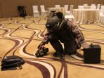 simulasi-teror-bom-di-hotel-crowne-semarang_20160730_001357.jpg
