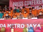 sindikat-penyuntikan-gas-ilegal-nih3.jpg