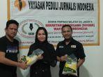 sinergi-permata-sanny-peduli-kita-dan-ypji-salurkan-bingkisan-lebaran.jpg