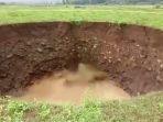 sinkhole-1.jpg
