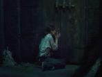 sinopsis-film-the-other-side-of-the-door-2016.jpg