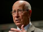 sir-bobby-charlton-botakkk_20141113_203938.jpg