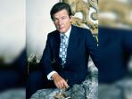 sir-roger-moore_20170523_232640.jpg