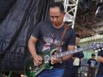 sisi-lain-ksad-jenderal-agus-subiyanto-jago-main-gitar.jpg